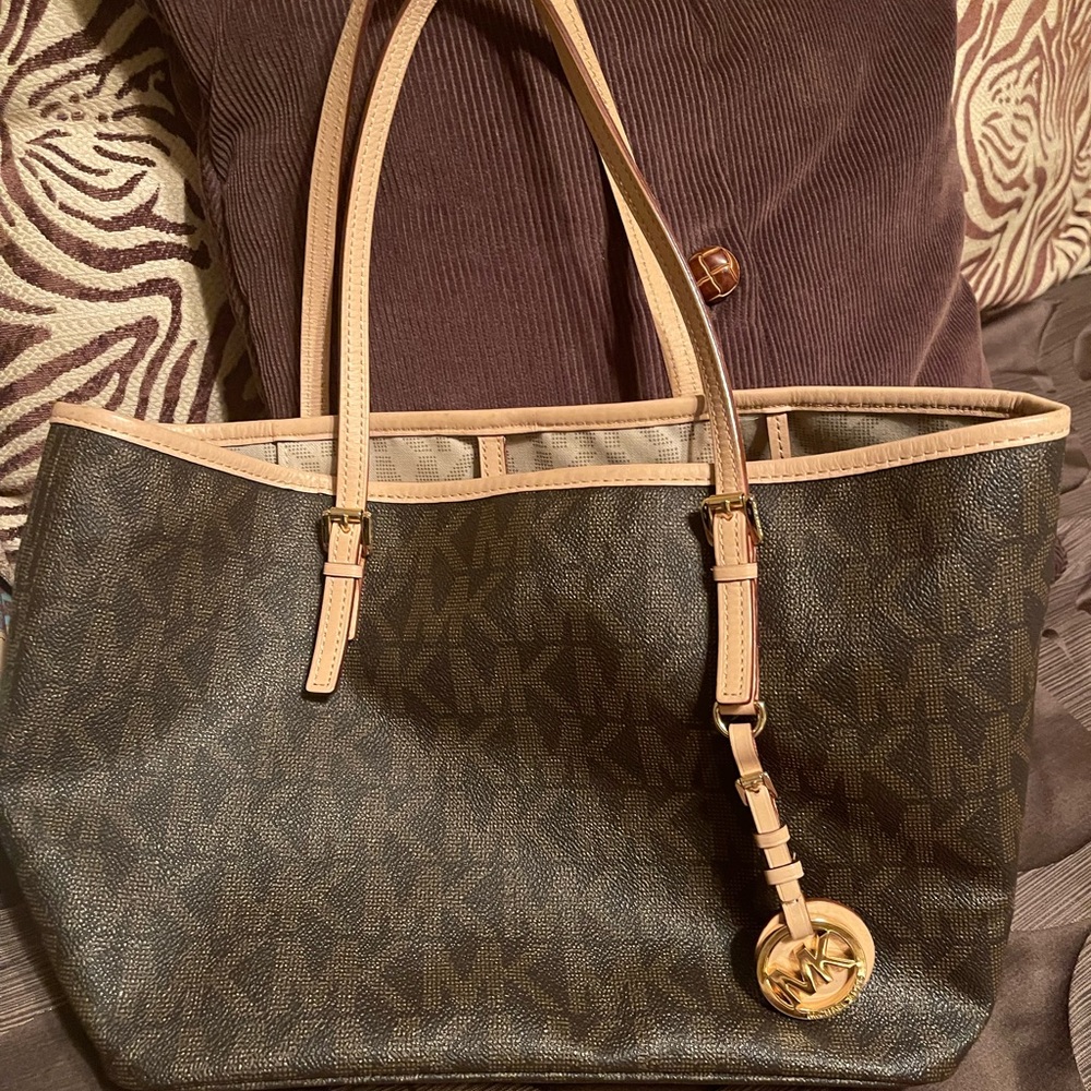 MK small tote bag barely used